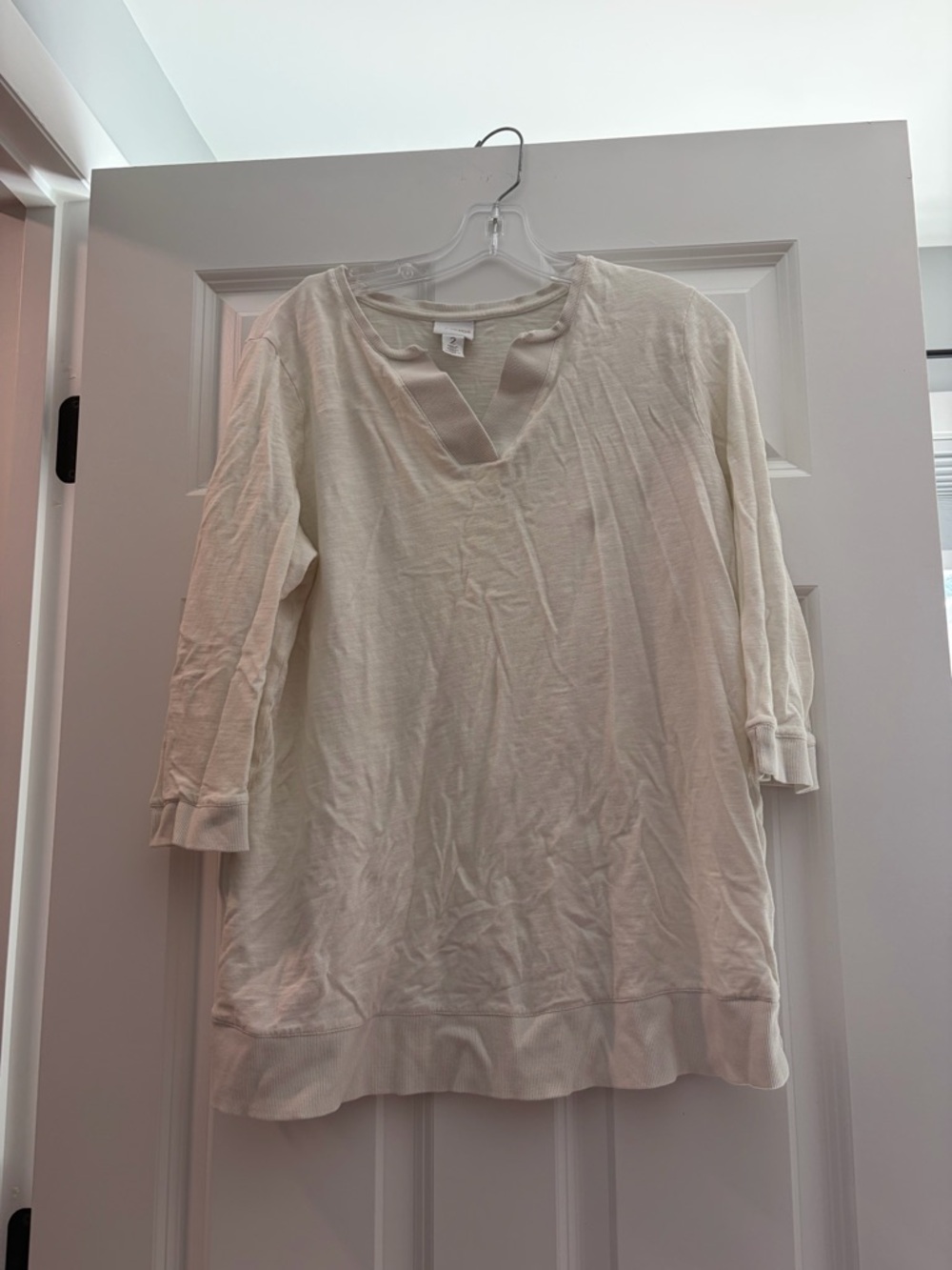 Chico's Cream Split V-Neck Tunic Top